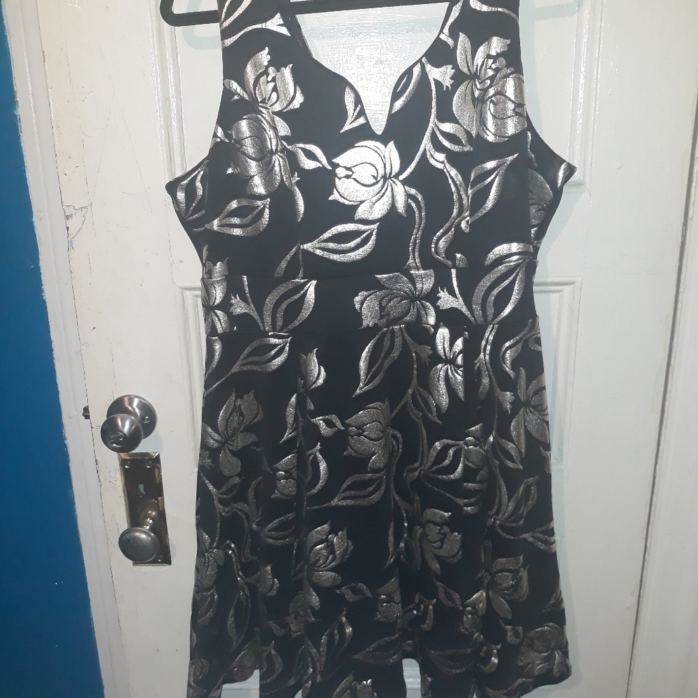 Fashion to Figure Black and Metallic Gold Cocktail Dress